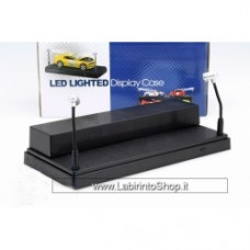 Single showcase with 2 mobile LED lamps for model cars 1:24,,1:64