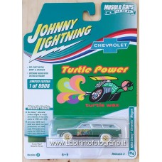 Johnny Lightning 1965 Chevy Chevelle Wagon Turtle Power