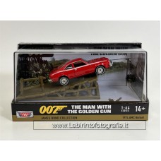 Motor Max 007 James Bond 60th Anniversary 1/64 The Man With The Golden Gun 1974 AMC Hornet