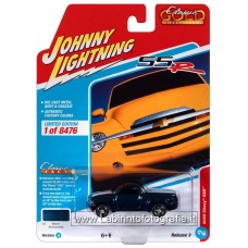 Johnny Lightning - Classic Gold - 2005 Chevy SSR Bermuda Blue