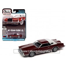 Auto World - Luxury Cruisers - 1/64 - 1979 Lincoln Continental Mark V Dark Red Poly