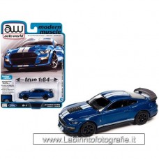 Auto World - Modern Muscle - 1/64 - 2021 Shelby GT-500 Carbon Fiber Track Pack Blue