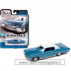 Auto World - Luxury Cruisers - 1/64 - 1970 Chevy Impala Custom Coupe Blue
