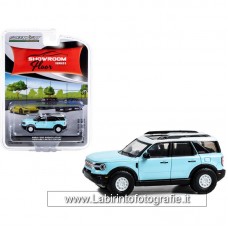 Greenlight - 1/64 - Showroom Floor - 2023 Ford Bronco Sport Heritage Limited Edition