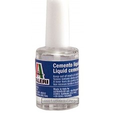 Italeri - Cemento Liquido per Plastica 15 ml