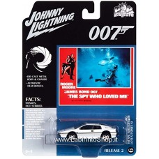 Johnny Lightning - Pop Culture - 007 The Spy Who Loved Me 1976 Lotus Esprit S1