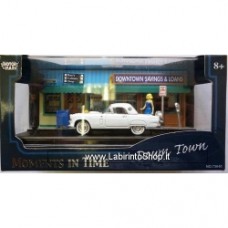 Motormax Moments in time: "DOWNTOWN SAVINGS & LOANS" 1:64 DIORAMA