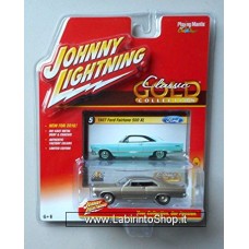 Johnny Lightning Classic Gold 1/64 1967 Ford Fairlane 500 XL Silver