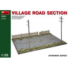 MiniArt Village Road Section 1/35