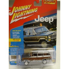 Johnny Lightning 1981 Jeep Wagoneer Hobby Exclusive