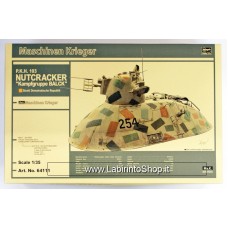 Hasegawa 64111 Maschinen Krieger P.K.H.103 Nutrocker Kampfgruppe Bark 1/35 Scale Kit