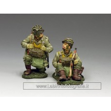 DD266 - Kneeling and Sitting Paratroopers (101st. Airborne)