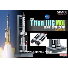 Dragon Space Collection Titan IIIC With Launch Pad Pre-built and Pre Painted Model
