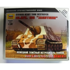 Zvezda German Heavy Tank Destroyer Sd.Kfz. 186 Jagdtiger - 1/100 Nap Fit