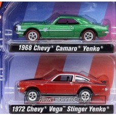 Johnny Lightning - Yenko 168 Chevy Camaro 1972 Chevy Stinger Yenko 2 Pack (Diecast Car)