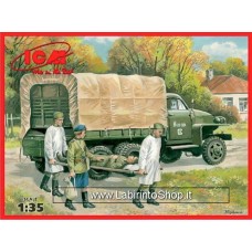 ICM Models 1/35 WWII Soviet Medical Studebaker US6 with Soviet Medical Personnel 1943-1945 35513