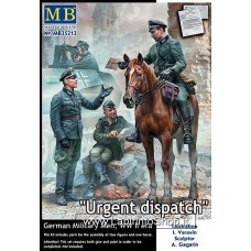 MasterBox 35212 German Military Men Urgent Dispatch WWII Era 1/35