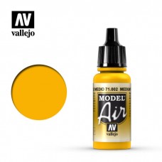 Vallejo Model Air 17ml 71.002 Medium Yellow