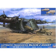 Pit-road Luftwaffe Transport Aircraft Me 323E-2 Gigant w/Sd.Kfz.251 & Military Truck (Plastic model)