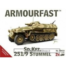 Armourfast 99032 German Sd.kfz. 251/9 Stummel 1/72