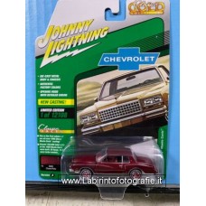 Johnny Lightning Chevrolet 1980 Chevy Monte Carlo 