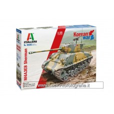 Italeri - 6586 - 1:35 - Korean War M4A3E8 Sherman