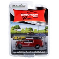 Greenlight - 1/64 - Showroom Floor - 2022 Chevrolet Silverado LTO High Country