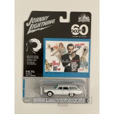 Johnny Lightning Pop Culture 007 60 Years of Bond From Russia With Love 1960 Ford Ranch Wagon