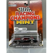 Racing Champions Mint 1969 Oldsmobile 442