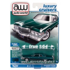 Auto World Museum - 1/64 - 1975 Cadillac Coupe DeVille Green