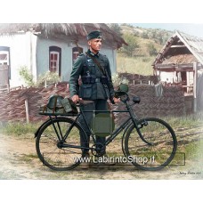MasterBox 35171 1/35 German Soldier Bicyclist 1939-1942