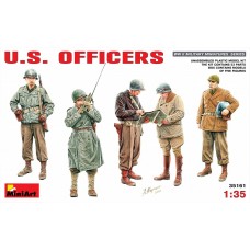 Miniart 1/35 U.S. Officers Plastic Scale kit 