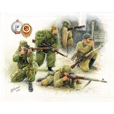 ZVEZDA 1/35 1941-1943 Soviet Sniper Team WWII Plastic Scale Kit