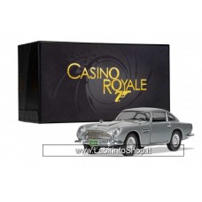 Corgi - Die Cast - 007 - James Bond - Aston Martin DB5 Casino Royale
