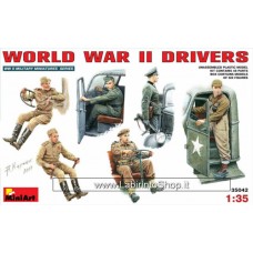 Miniart 1/35 - World War II Drivers
