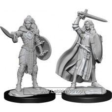 Dungeons & Dragons: Pathfinder Battles Deep Cuts Unpainted Minis: Female Human Champion